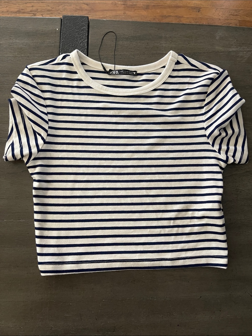Zara White and Navy Striped Short Sleeve Tee